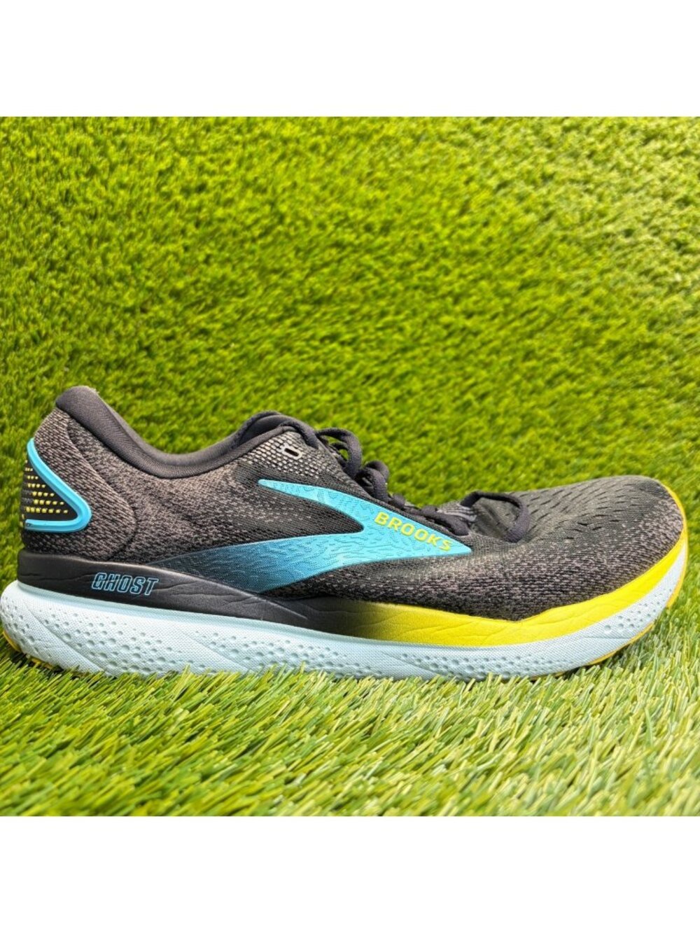 Brooks Ghost 16 Mens Size 10 Black Blue Athletic Running Walking Shoes Sneakers